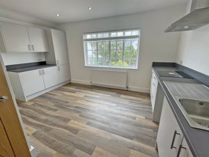 Kitchen - click for photo gallery